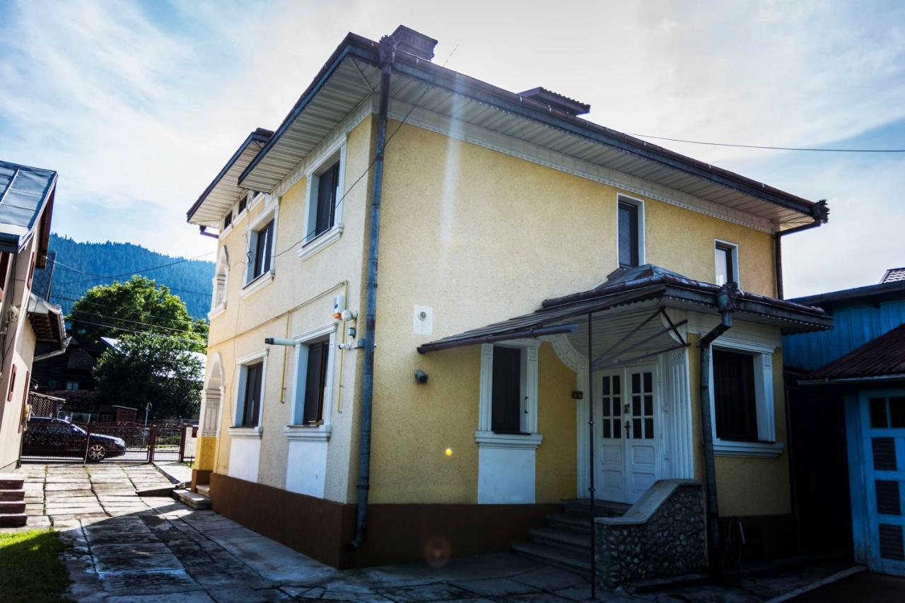Casa Comfort Campulung Moldovenesc Ngoại thất bức ảnh